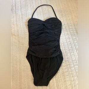 Slimming La Blanca bathing suit.